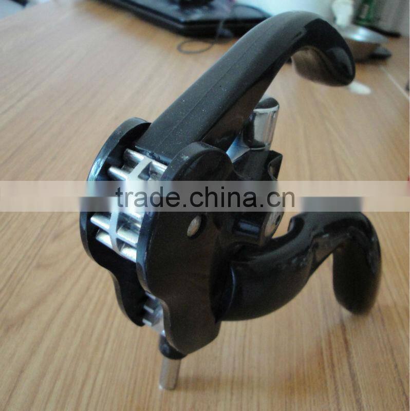 K660-R new design rabbit bottle corkscrew