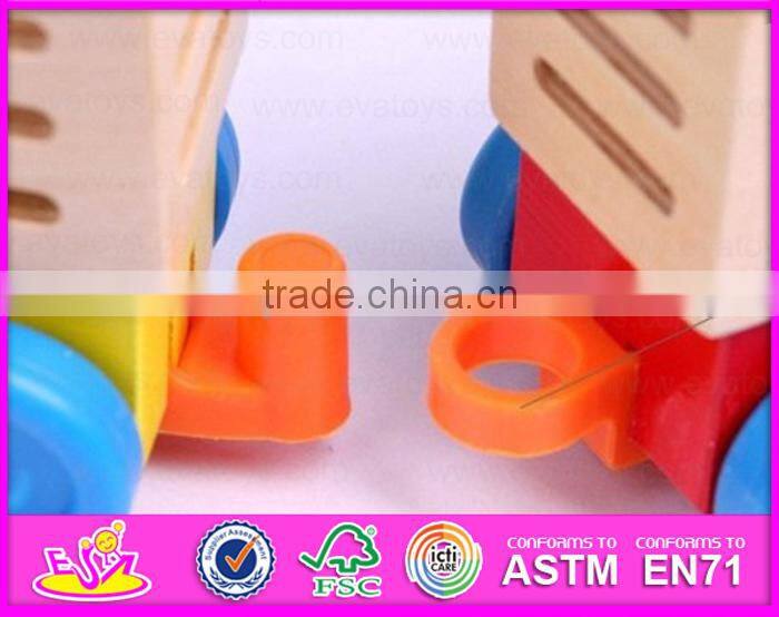 Kid's intelligence Wooden pull along train toy with animal blocks W05C019