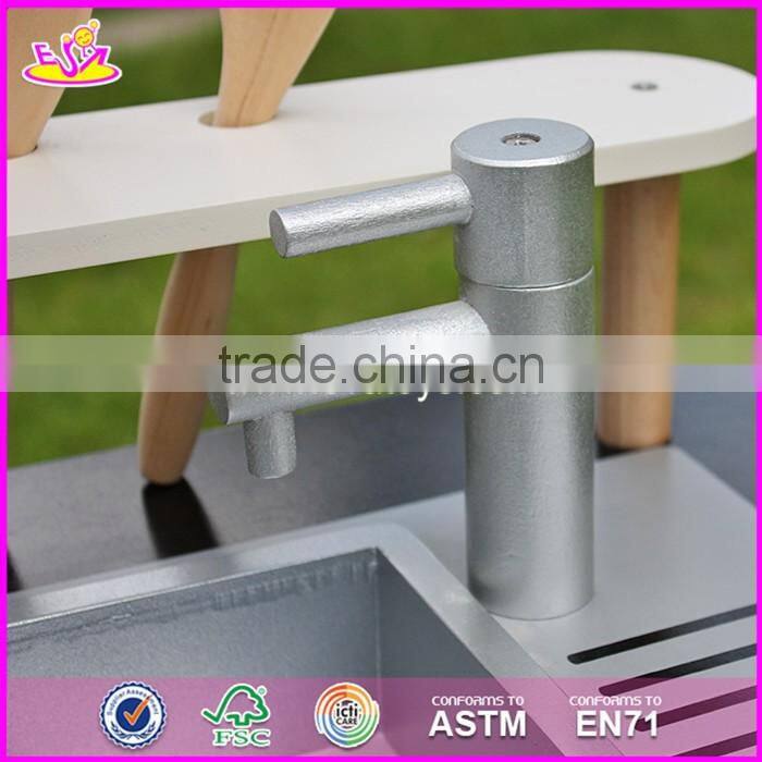 2017 New design red kids pretend play wooden kitchen toy W10C211