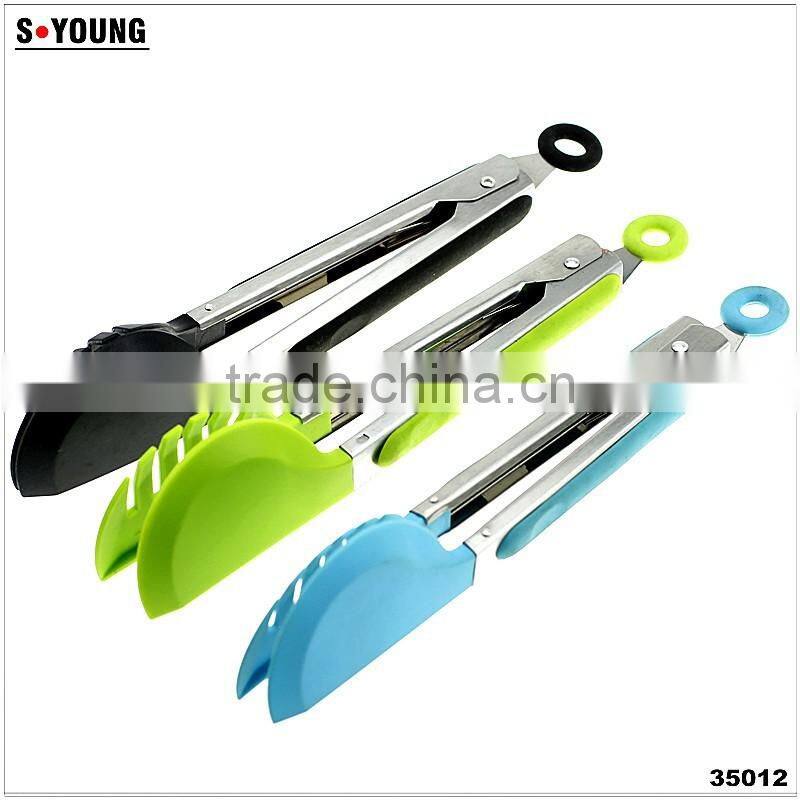 14013 Food Grade Kitchen and Barbecue Grill Tongs Silicone Locking Serving Food Tong