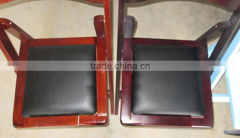 beautiful and adorable wood folding chair for relaxation