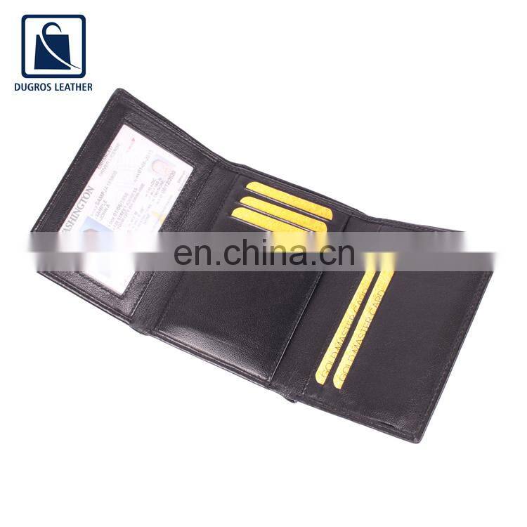 Attractive Pattern Nickle Fitting Hot Selling Snap Closure Type Elegant and Luxury Genuine Leather Men Wallet at Low Price