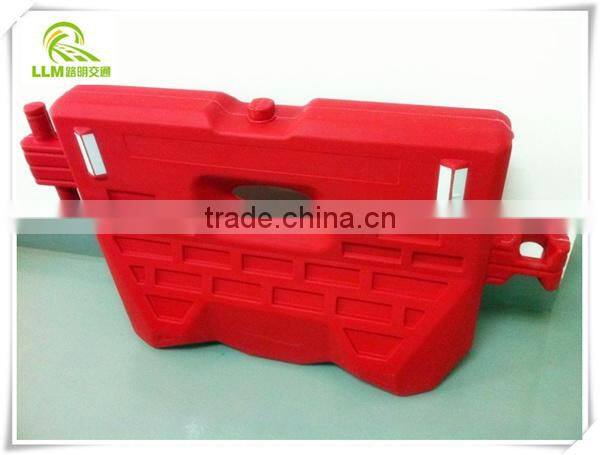 Best price 1.5m plastic road traffic safety water filled traffic barrier
