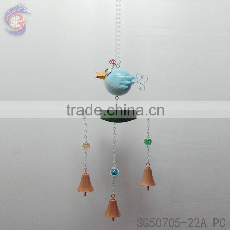 Hanging items of hanging bird decoration with indoor wind chimes