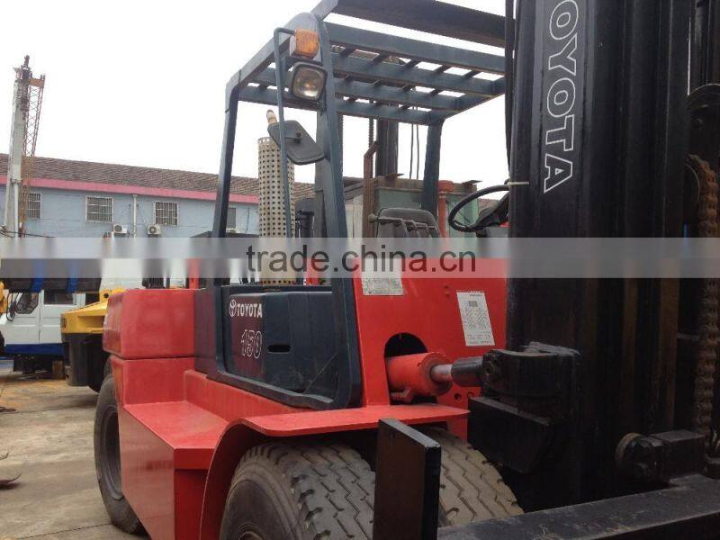 used TOYOTA 15t 25t 30t diesel forklift truck originally japan produced