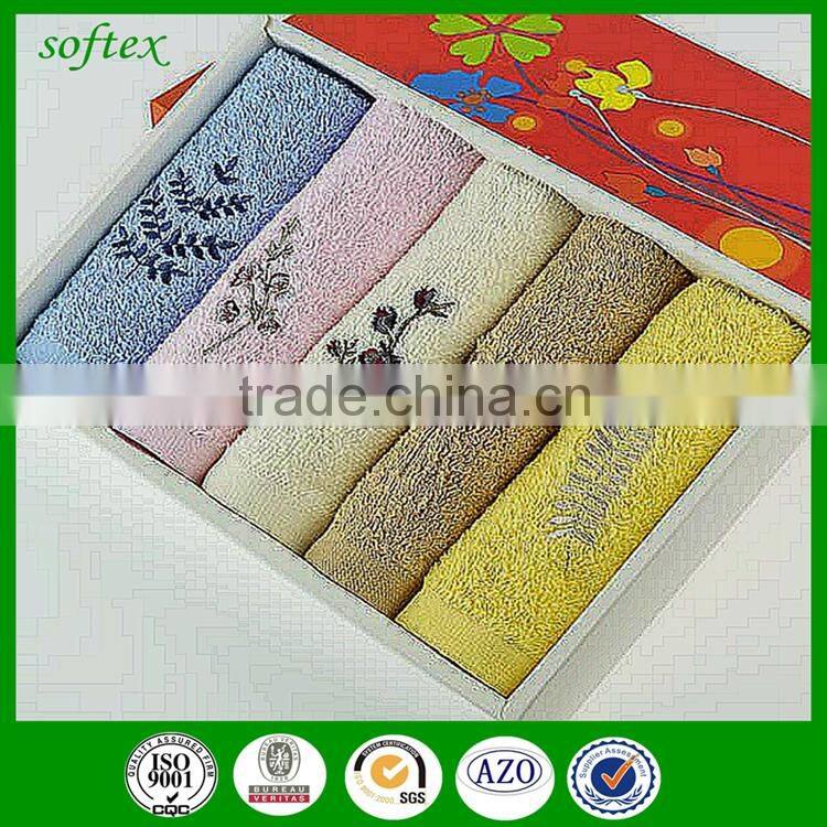 embroiery set in gift packing towel