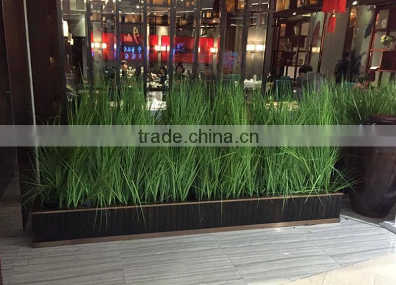 Restuarant/Home Decor Multi-purpose Artificial Grass