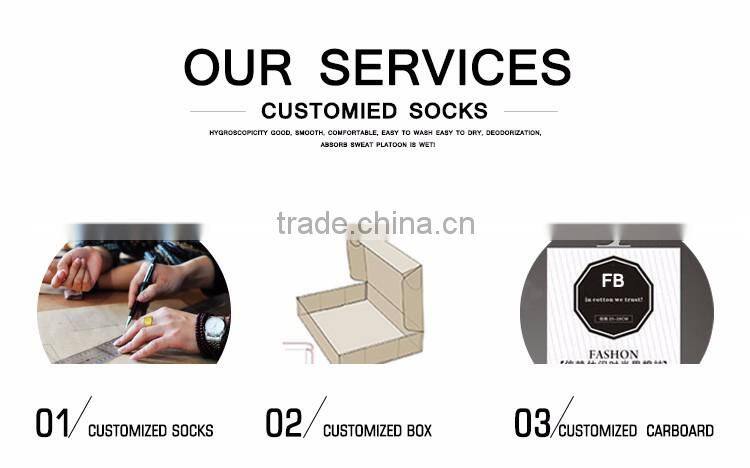 Customized men's sports cotton socks fashion soccer socks