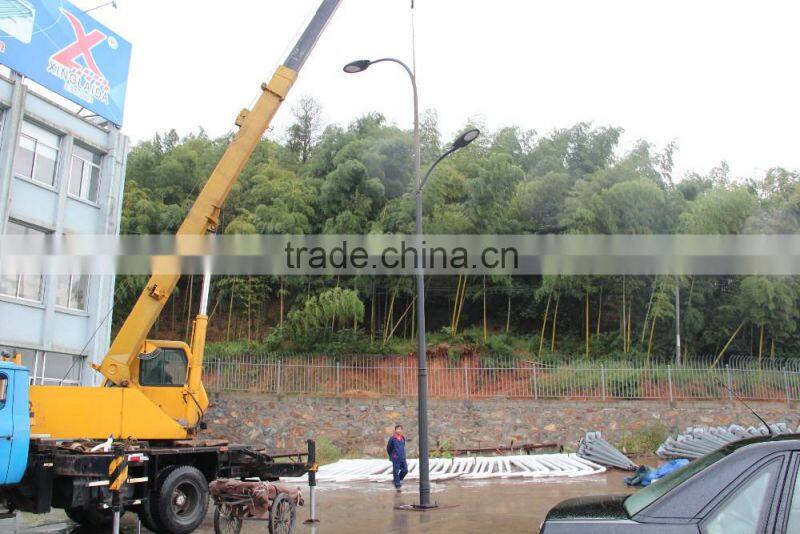 mid hinged pole led galvanized light pole