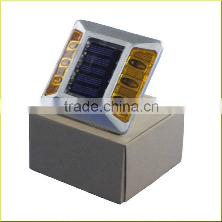 Green Energy Power red 4led road side reflective road stud