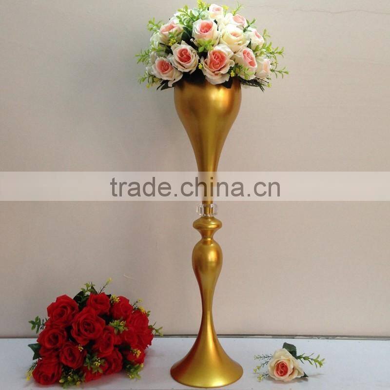 LDJ548 70cm T stage decoration gold road lead stand