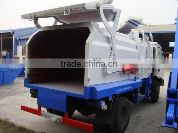 LHD or RHD DONGFENG 4*2 small garbage compactor 5m3