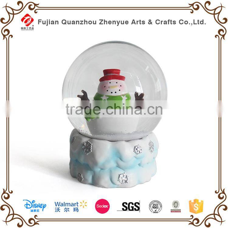 2016 cheap bulk polyresin snow globe for christmas gifts