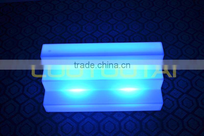 Unbroken high quality PE LED light up wine Holder/strong plastic wine display/bar furniture LTT-SF05A