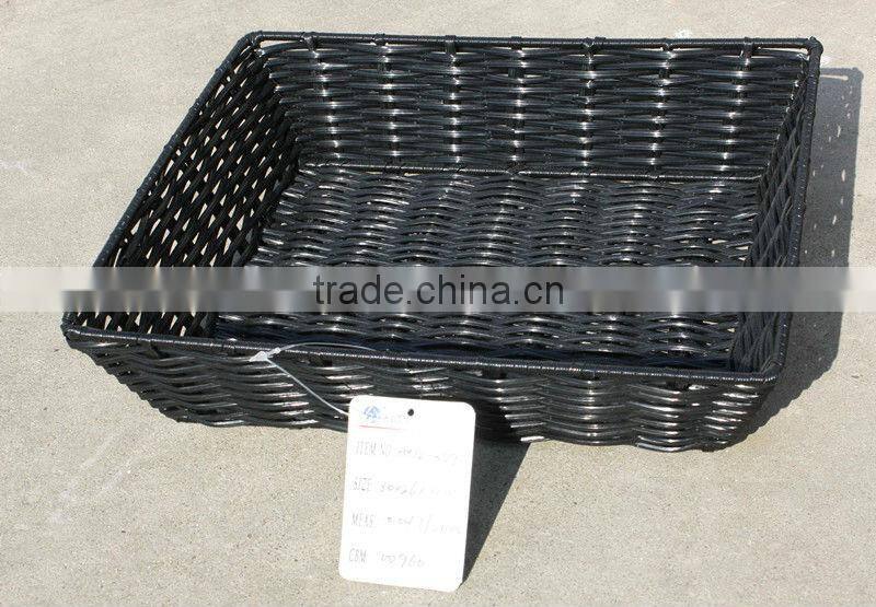 Customized plastic hamper with handle