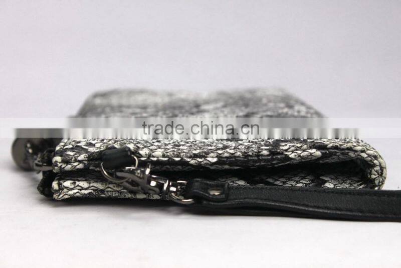 Ladies 2016 fashion handbag in snake pattern clutch evening bag