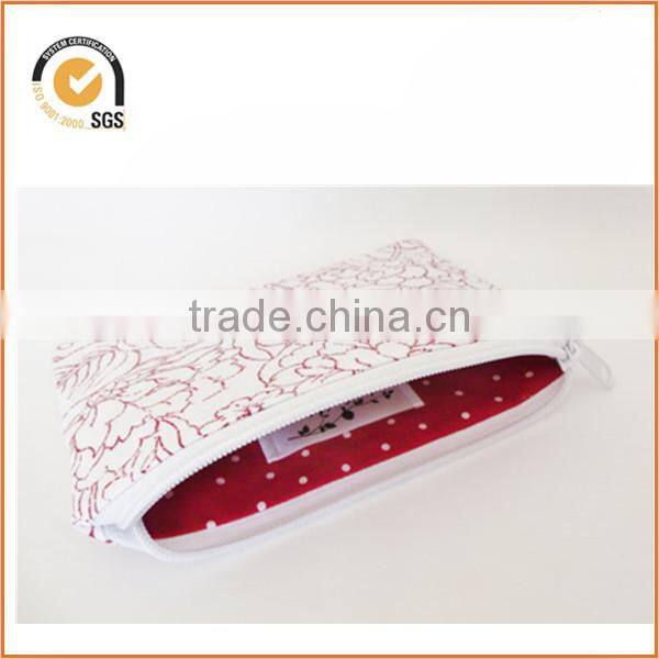 Red Flower Zipper Pouch By Chiqun Dongguan CQ-H02028
