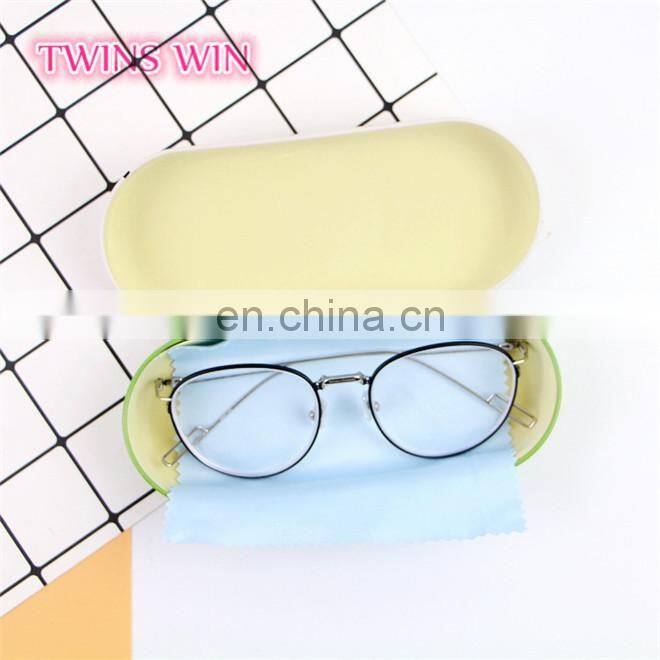 Korea 2018 Hot Style Eyewear Accessories Personalized Design eco-friendly plastic cactus shaped folding eyeglasses case