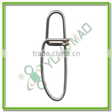 Q-shaped swing snap fishing tackle