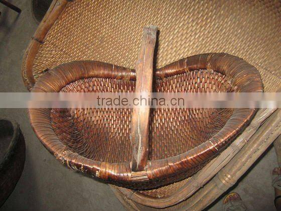 Chinese antique colorful storage box