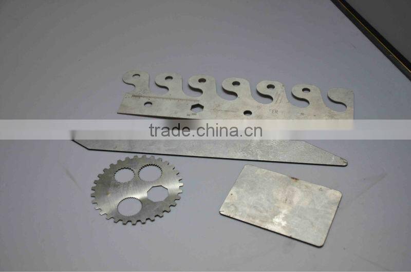 Hot sale DW-YAG 700w1530 metal laser cutting machine ,operating cost low