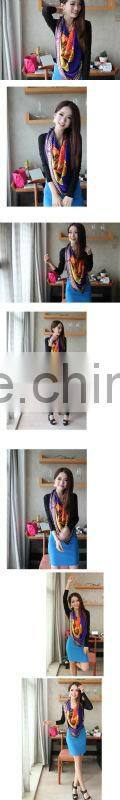 Digital printed silk scarves011