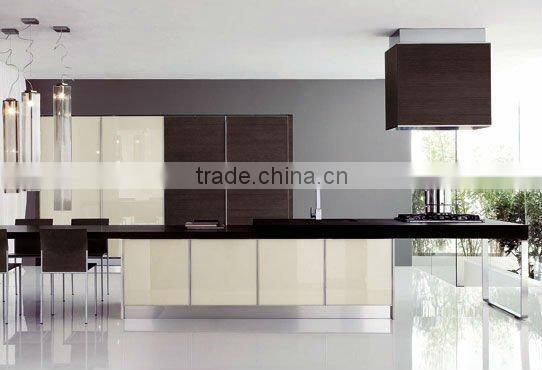 Milky White Lacquer Kitchen Cabinets