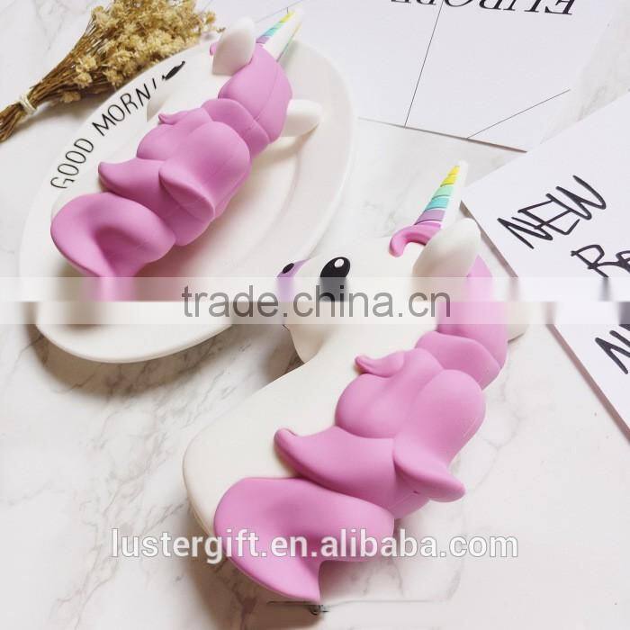 2016 Trending Products Christmas Gift 2600mAh 2200mAh 2000mAh Portable Mobile Charger Silicon Carton Spirit Unicorn Power Bank