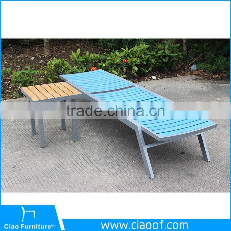 Outdoor Rattan Lounge Furniture Aluminum Sun Lounger Beach Chair