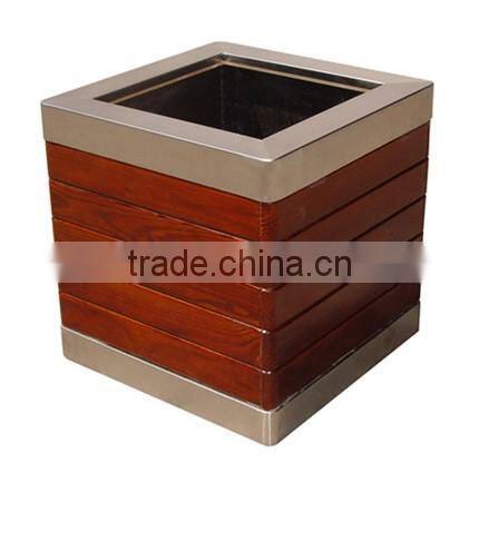Arlau park wood large patio planters