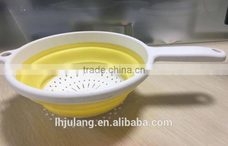 Foldable fruit strainer with handle,plastic foldable colander with handle