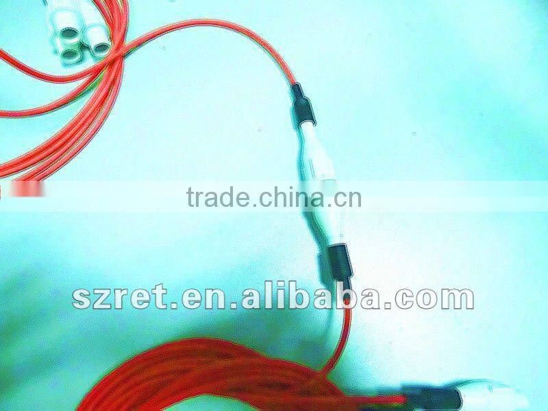 connector wire between the power supply and tube