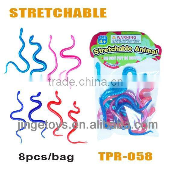 Selling lifelike snake