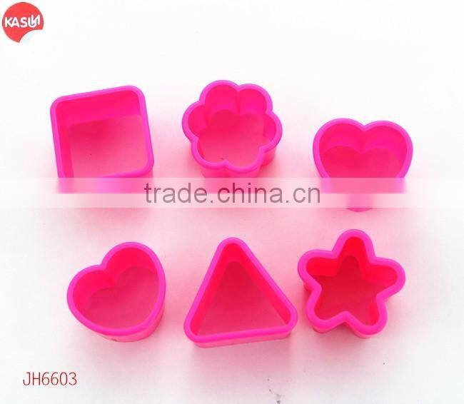 JH6603 Plastic Hand Press Cookie Cutter with Different Shape Designs