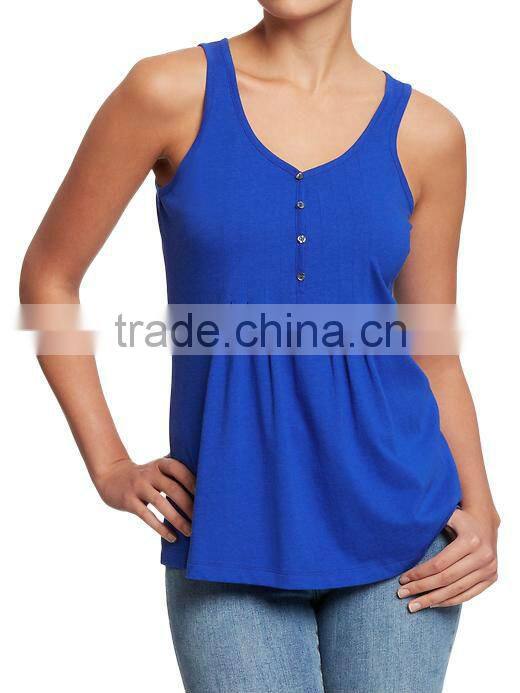 WOMEN'S PINTUCK DESIGN TANK TOP