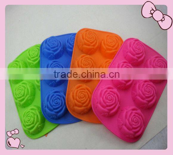 cartoon shaped silicone cake mould