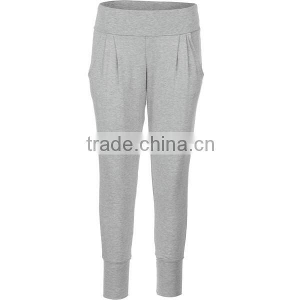 Relaxed fit ribbed hem cuffs sexy girls wearing yoga pants