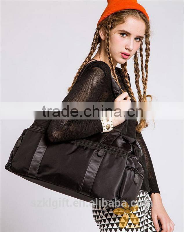 Plastic lightweight travel bag made in China