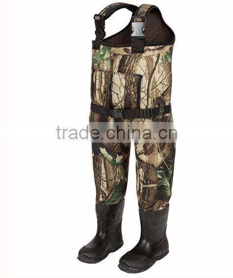Mens Waterproof Camo Neoprene Hunting Chest Waders