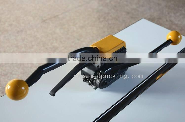 manual mini round hand baler machine