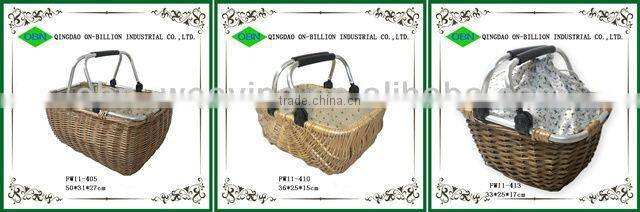 Woven wicker clothing bin