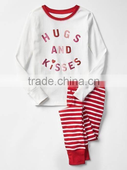 Love printed girls pajamas