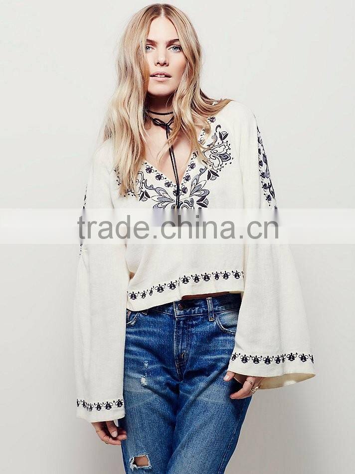 2016 Guangzhou Shandao Latest Model Autumn Fashion Elegant Long Flare Sleeve Deep V Neck Embroidered Ladies Cotton Tops Designs