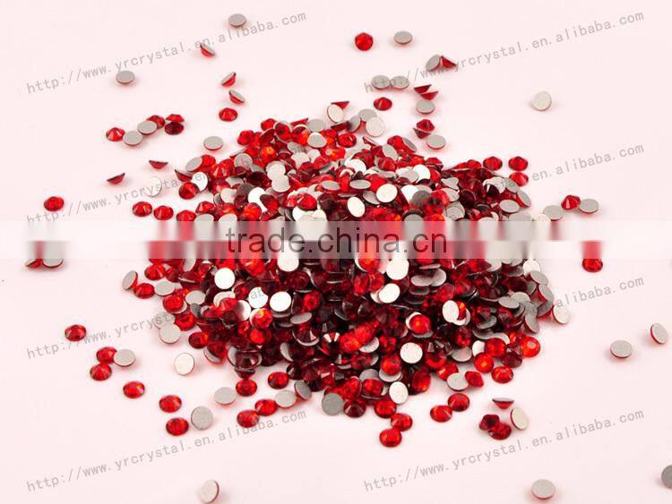 Round shape light siam color silver foiling rhinestone crystal flat back