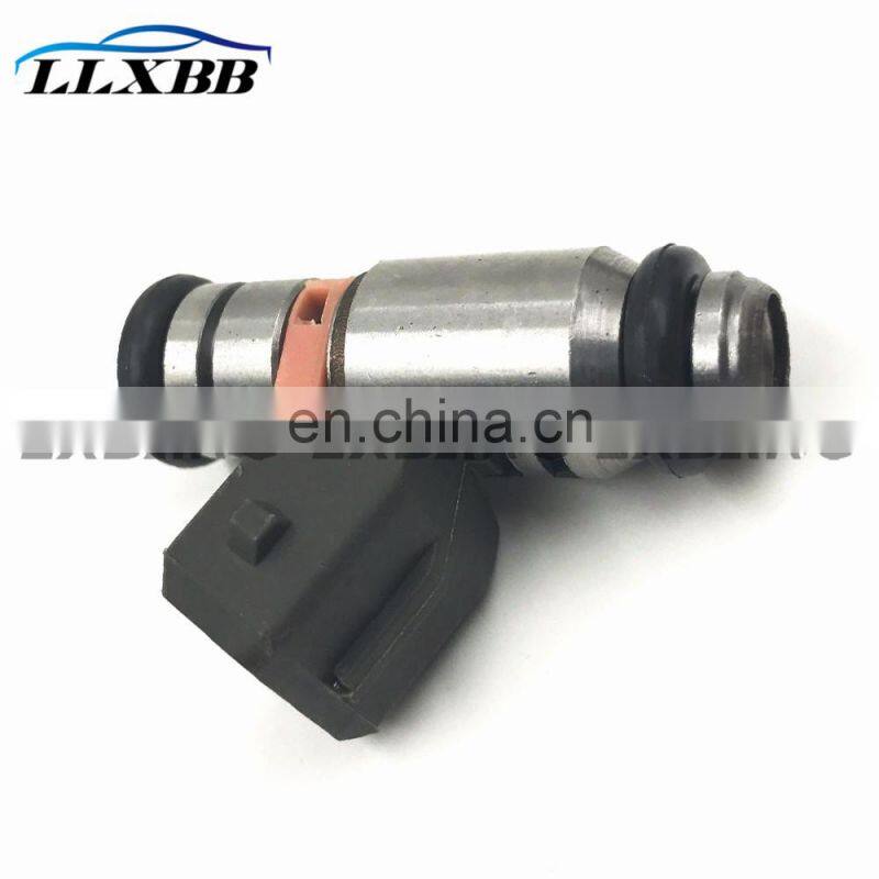Original Fuel Injector injection Nozzle IWP099 For Peugeot Renault Clio Kangoo Express 50102102 0280158168