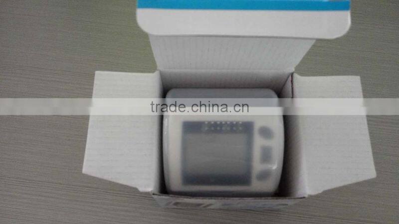 wrist blood pressure meter with CE FDA
