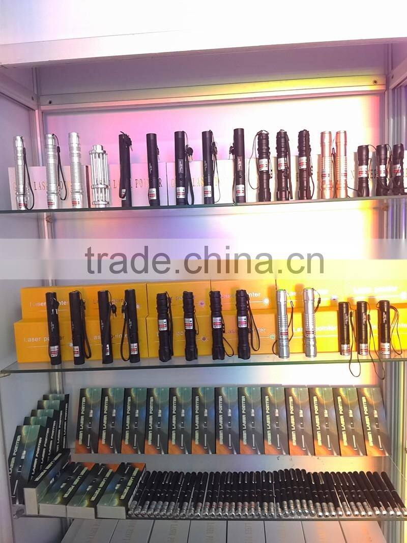 Wholesale red laser pointer 50mw black silver housing