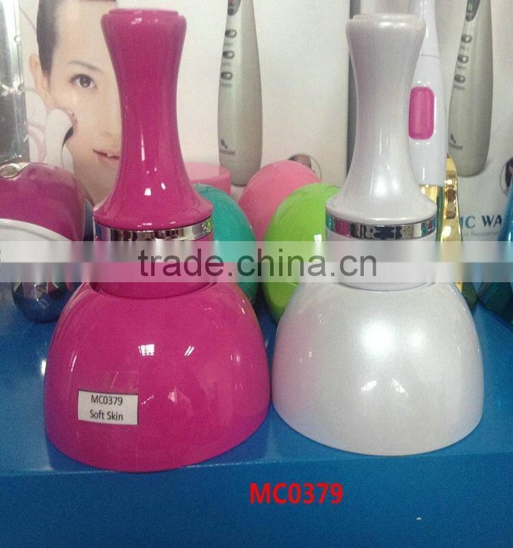 girl face brush vibration function 3 interchangeable heads