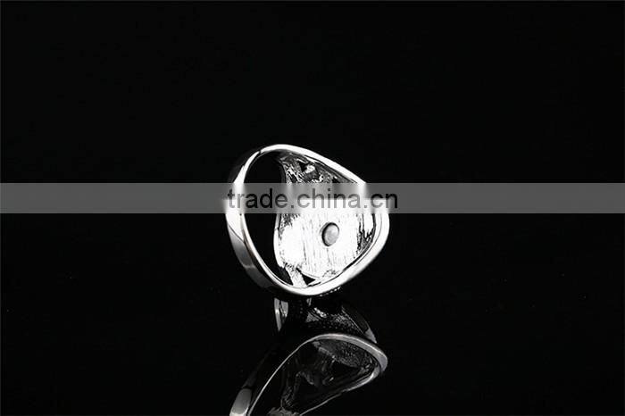 One dollar shop fashion jewelry crystal rhinestone zin alloy ring for girls