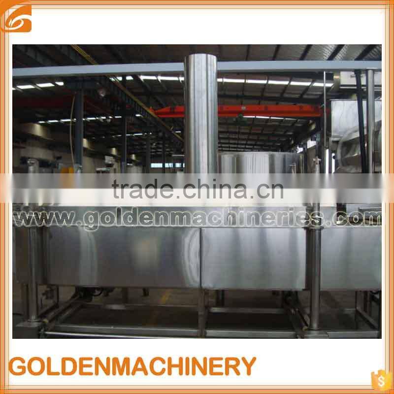 Hot Sale Walnut Frying Machine Nut Snacks Oil Fryer Production